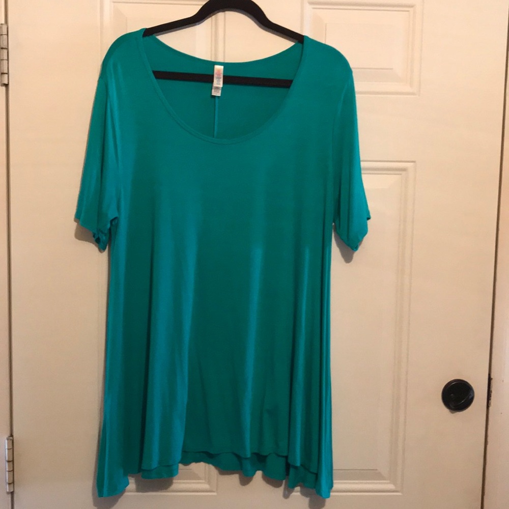 LulaRoe Perfect Tee